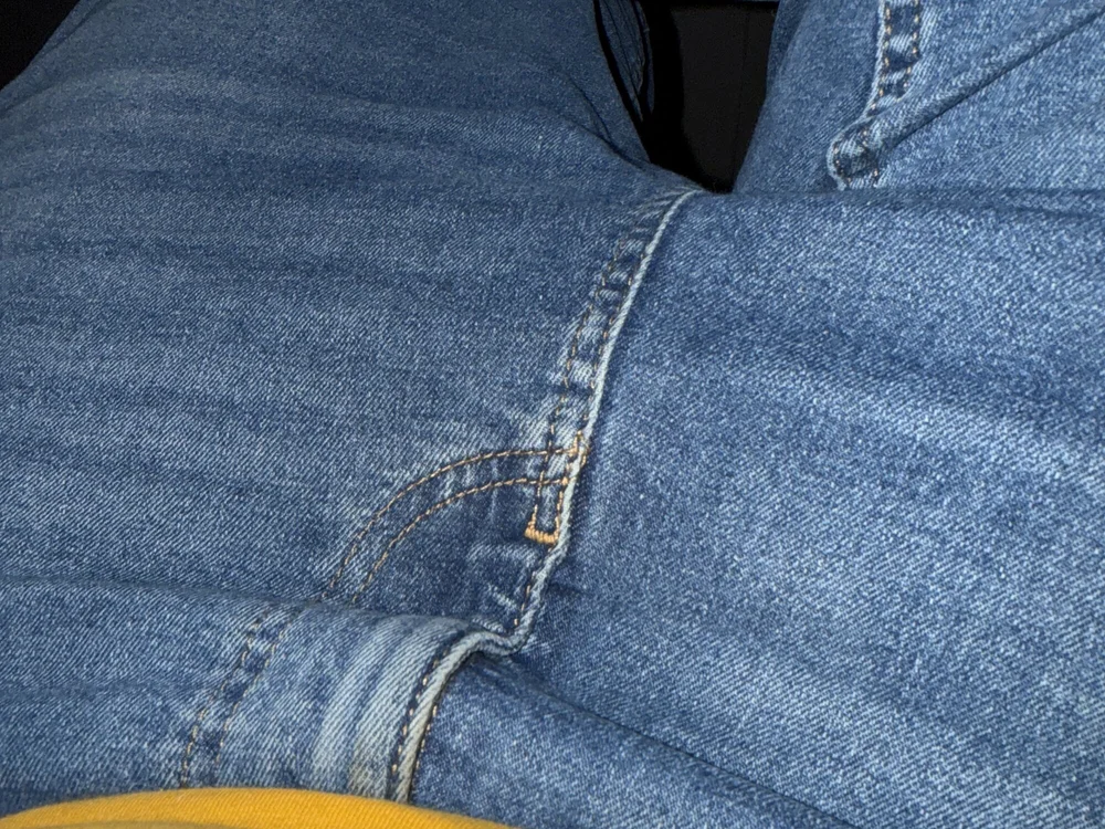 Chienne_01's Offline XXX Chat