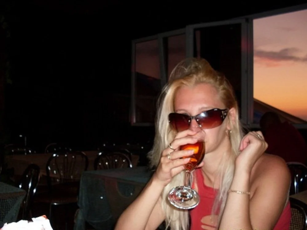 Офлайн-чат XXX BustyBlond