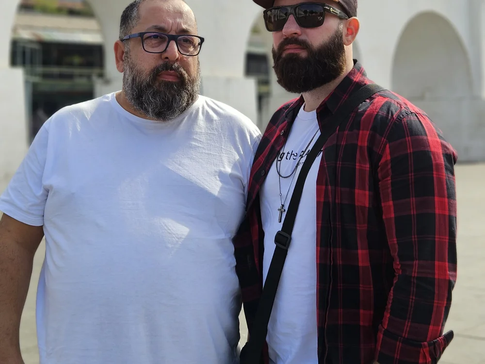 2Bearded Offline XXX-chat