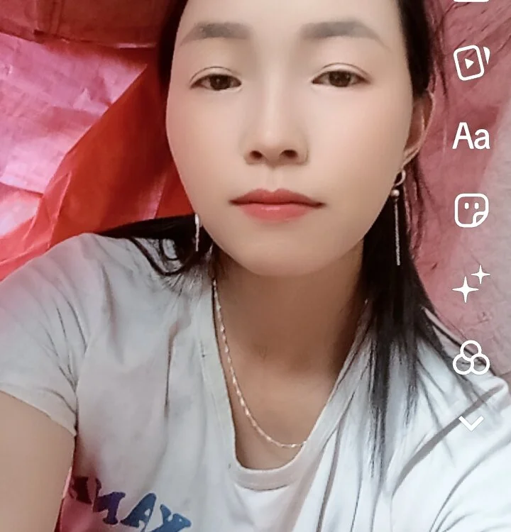 hera-00: συνομιλία ΧΧΧ εκτός σύνδεσης