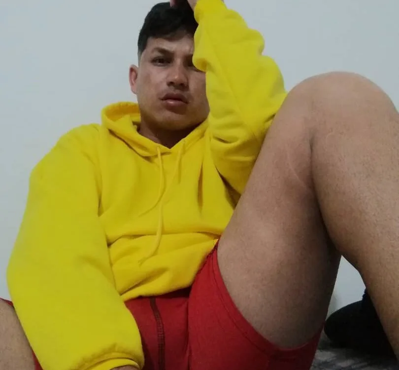 luiferrodri: офлайн-секс-чат