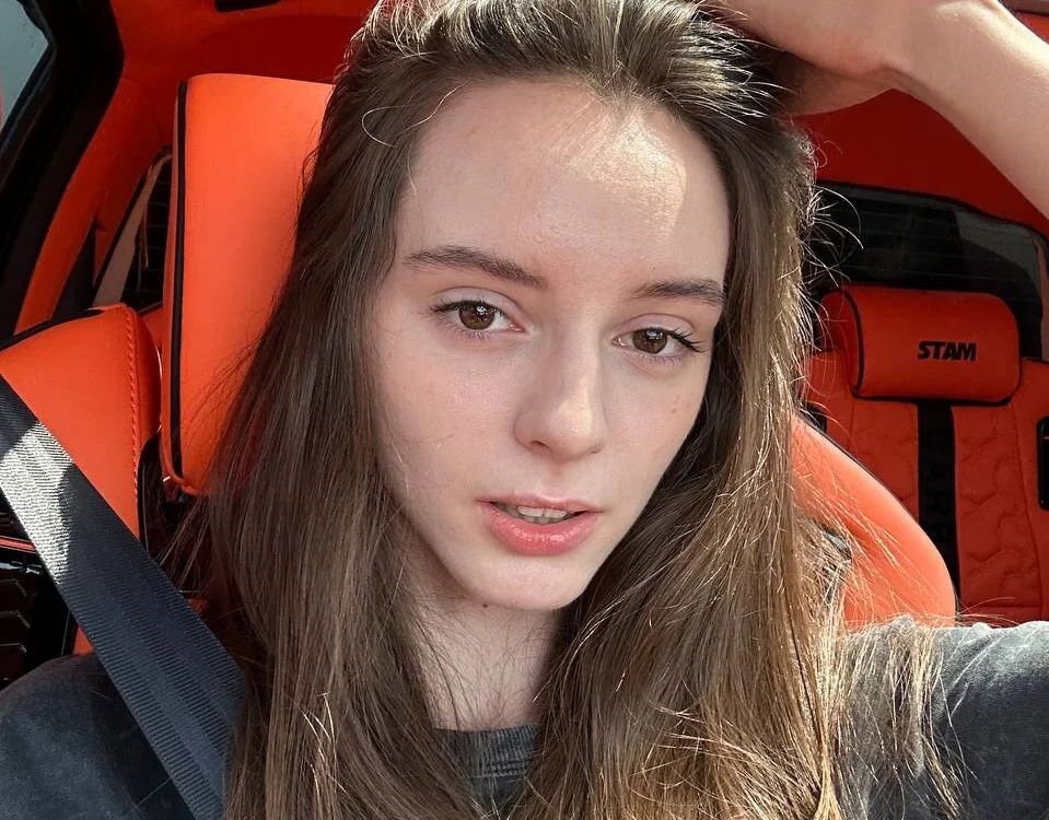 MerylDancy's Offline Chat Room