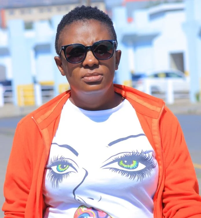 Chat +18 off-line de BossynBeautiful