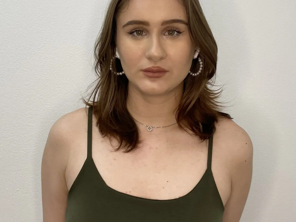 ChristinReeed's Offline XXX Chat