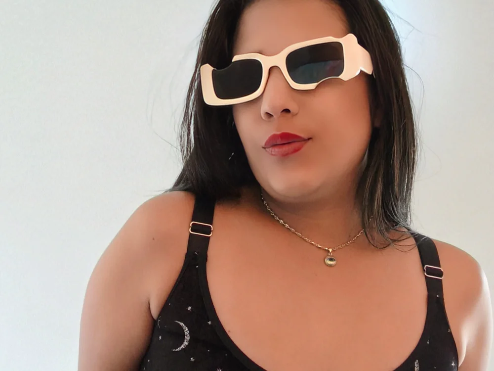 Offline XXX chat modela lunaywolfgray