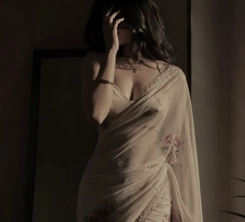 Ravinya6937's most recent online preview