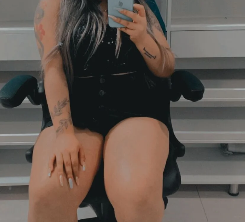 Manuelaa_'s Offline XXX Chat