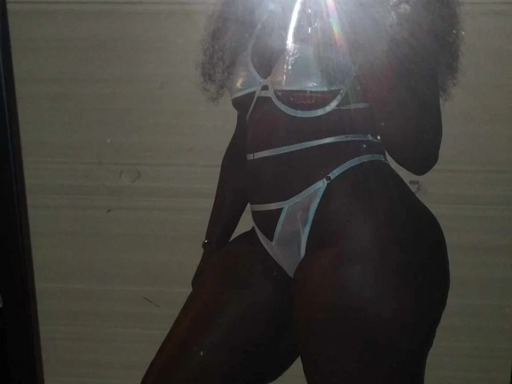 Candy90's Offline XXX Chat