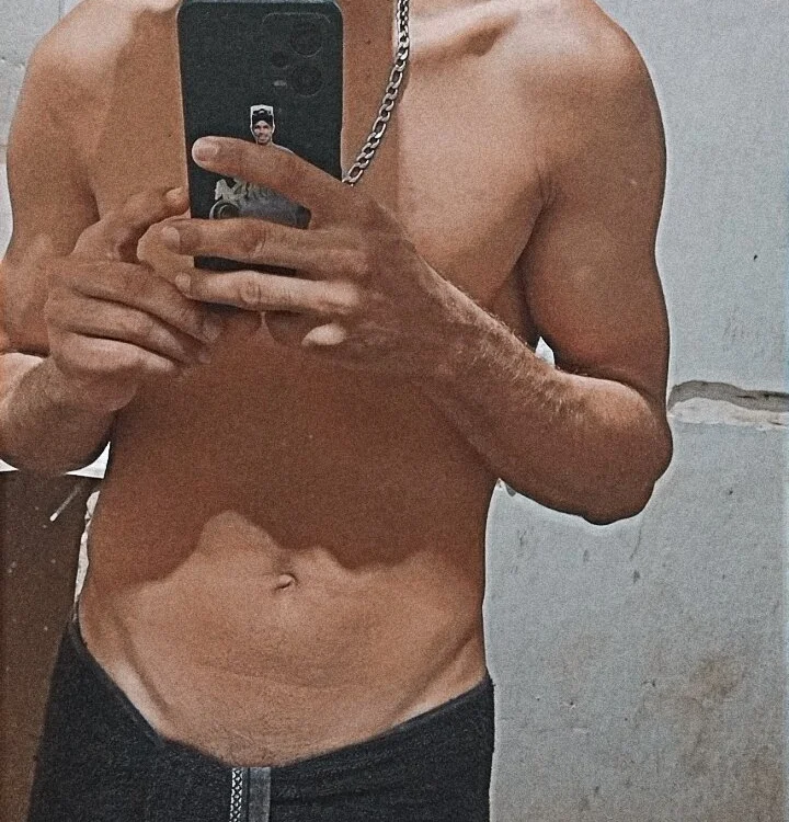 Jadson_68 Offline XXX-chat