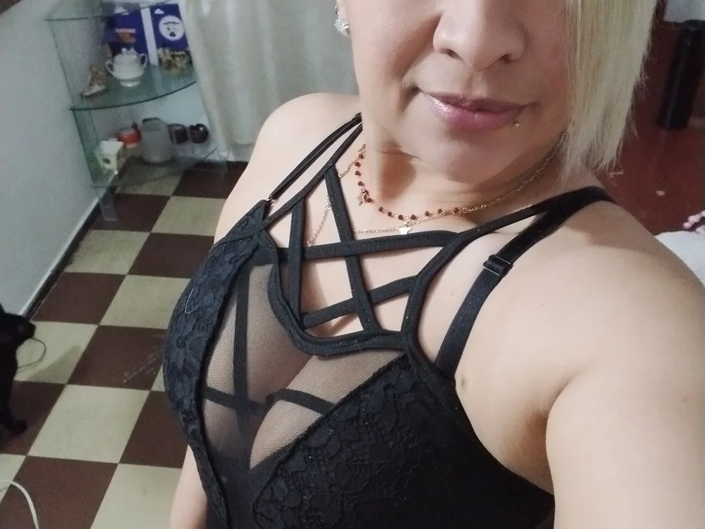 chiqui_29 offline chatrum