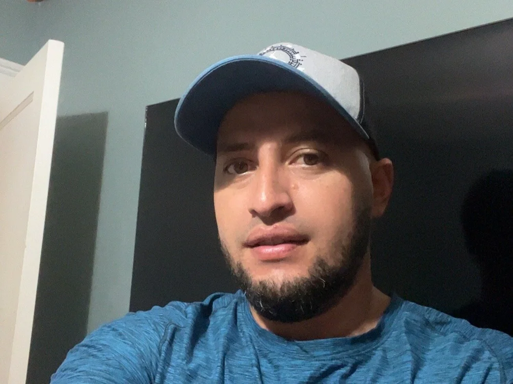 Javi-227799's Offline Chat Room