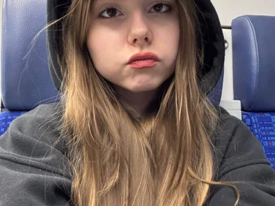 Honey_Lia - Girl 