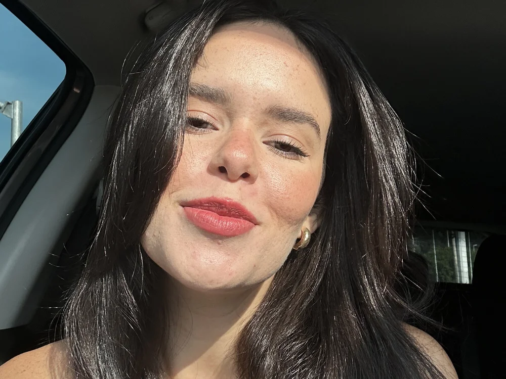 Caroline_Silk's Offline XXX Chat