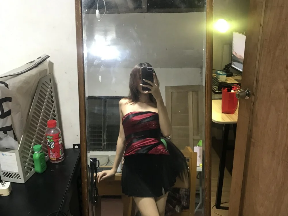 carla_charmxx: офлайн-секс-чат