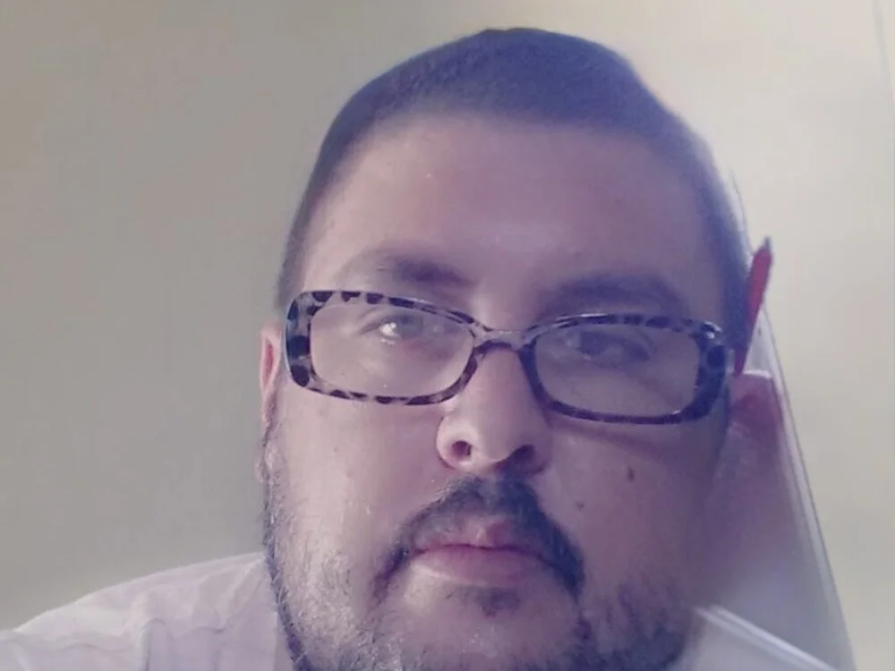 Smokeyboy8513 Offline XXX-Chat