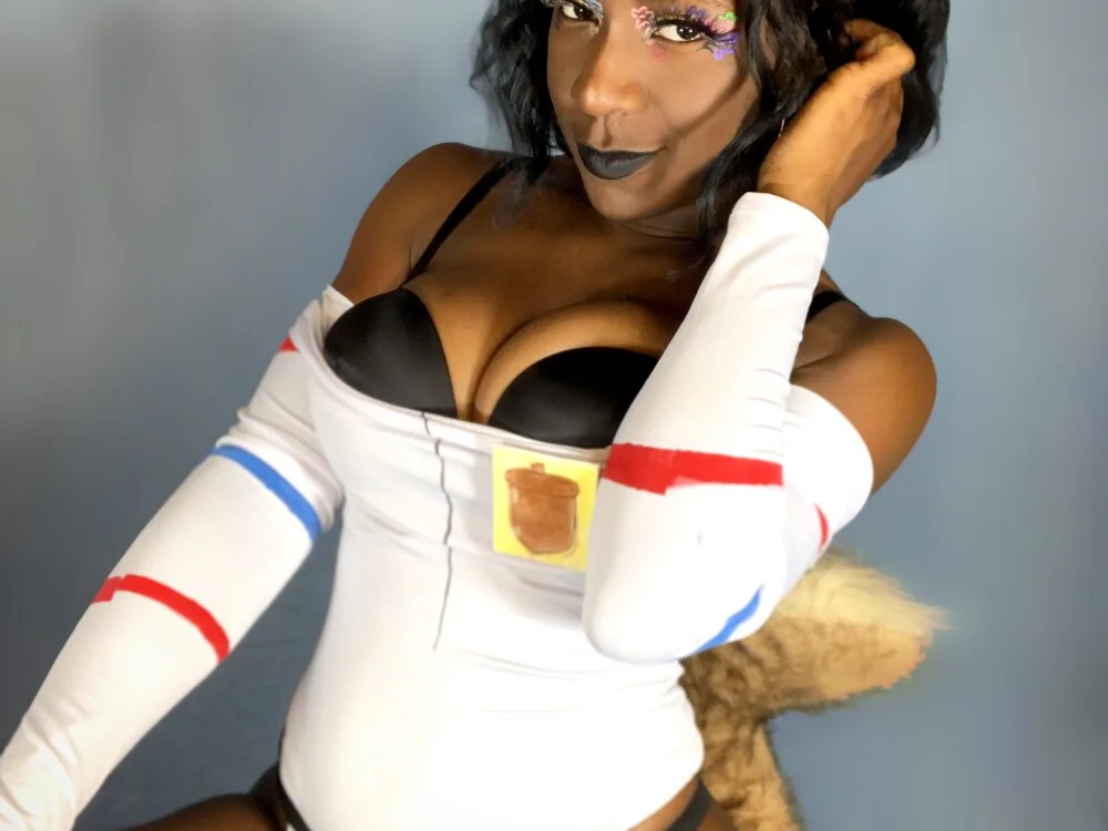 iiitznasanaiii Chat XXX offline