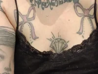 LilRhOse live cam model