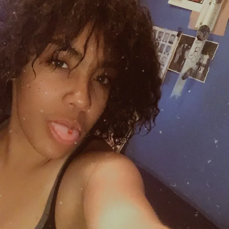 Porcelian_Doll's Offline XXX Chat