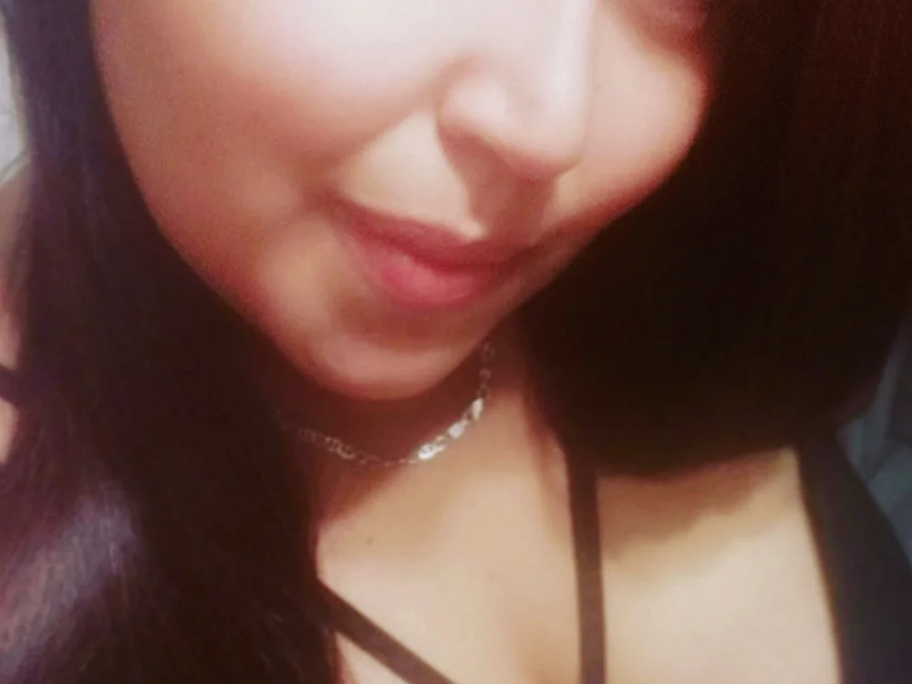 mamicolombiana1's Offline XXX Chat