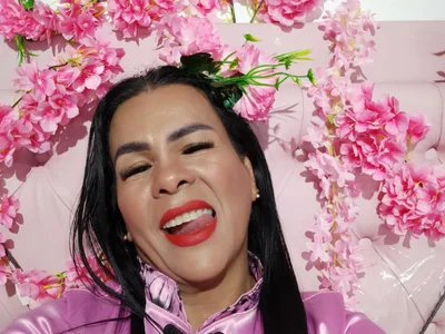 stripchat pink_chicaxxx