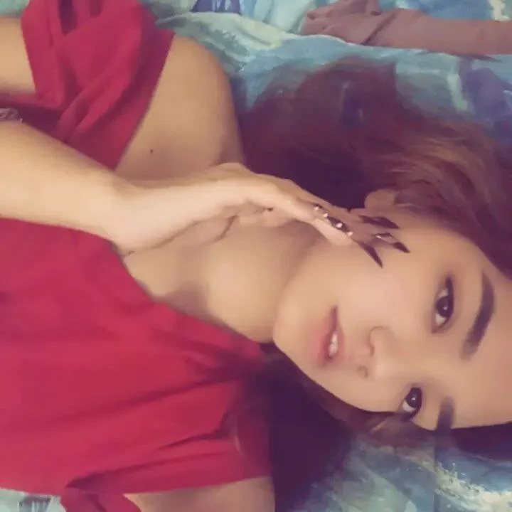 CoreenLuebbers' Offline XXX Chat