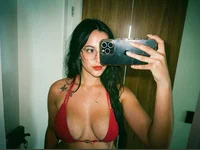 EmmaCurvyy
