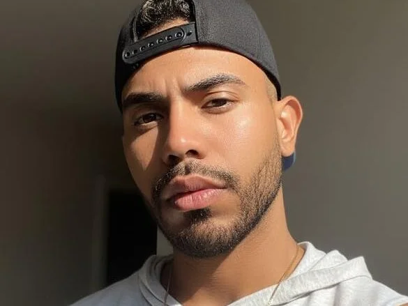 alberthot11 離線 XXX 聊天