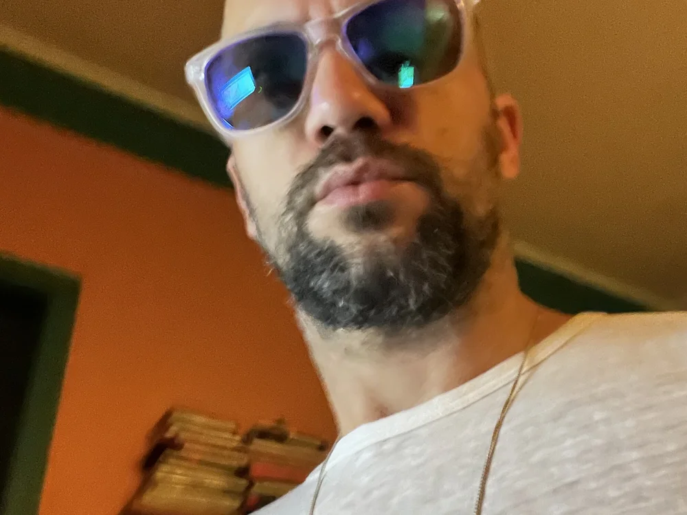 _NOX_123's Offline Chat Room