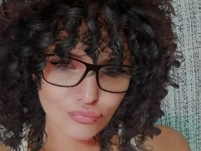 senorita42 profile preview