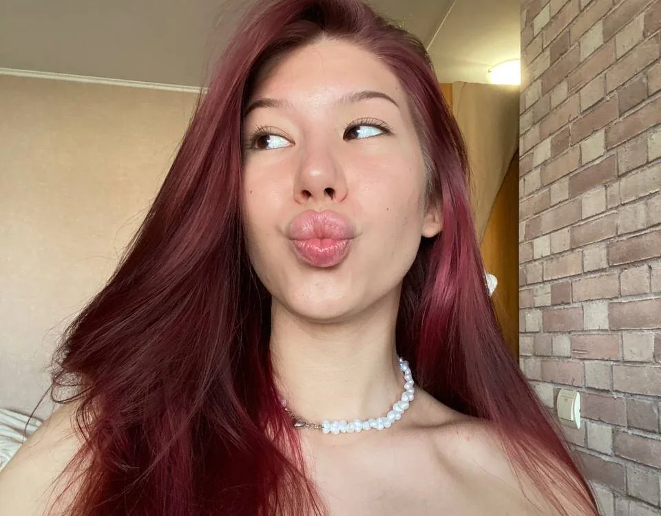 Sweet_p1ays Offline XXX Chat