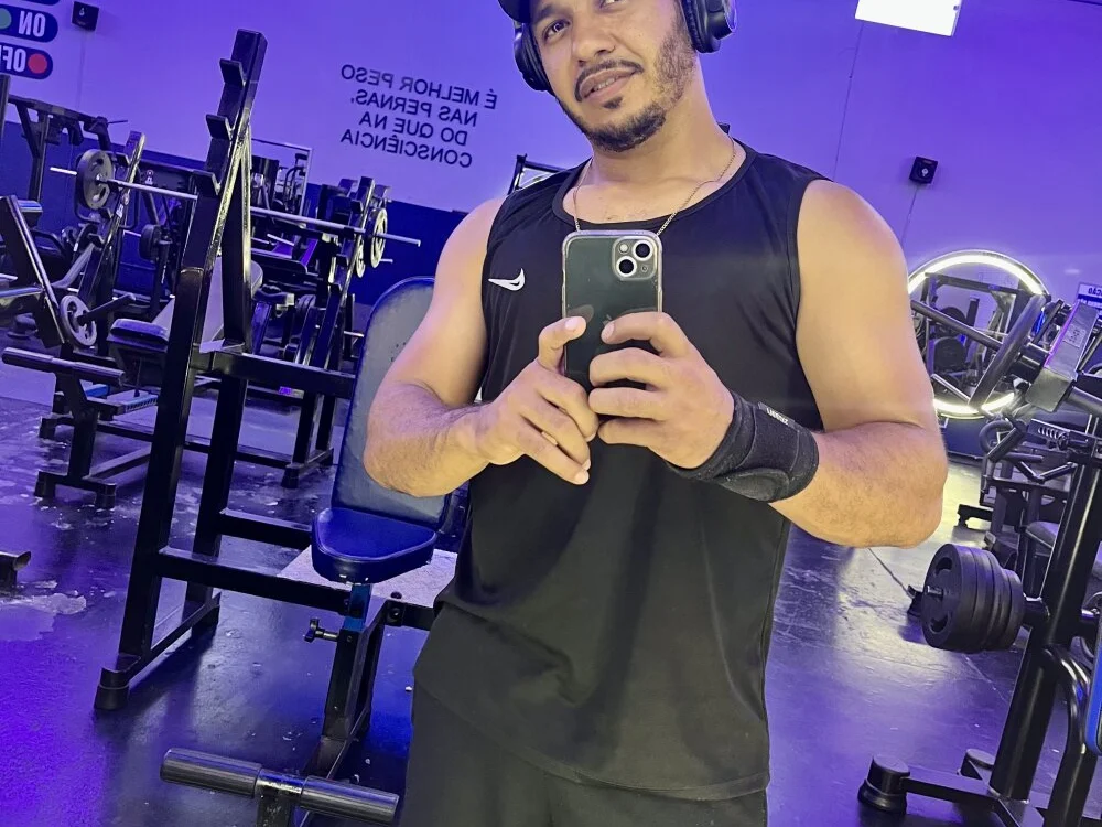 Lindp190194n Offline XXX chat