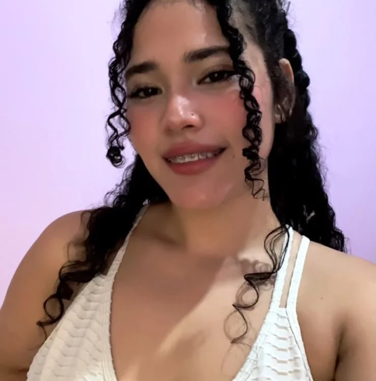 Peennelope Offline XXX Chat