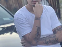 BEEDEEZEE's webcam live show