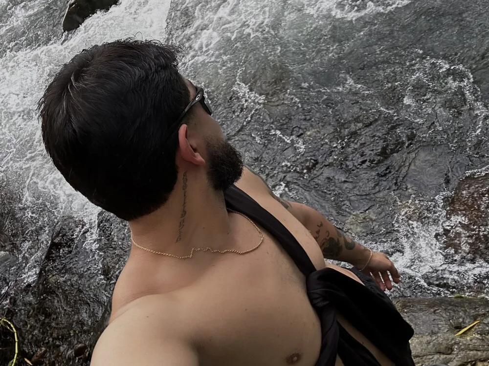 nicovega1_ Chat XXX offline