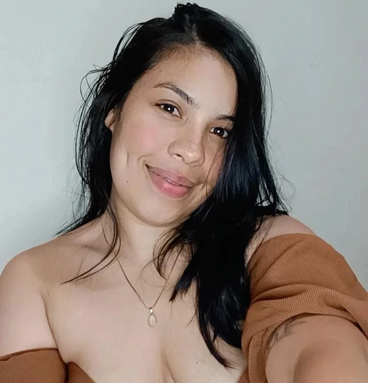 Bella_valery offline chatrum