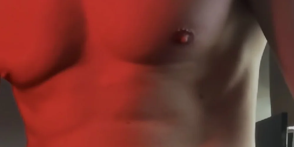 Chat +18 off-line de muscledgejock