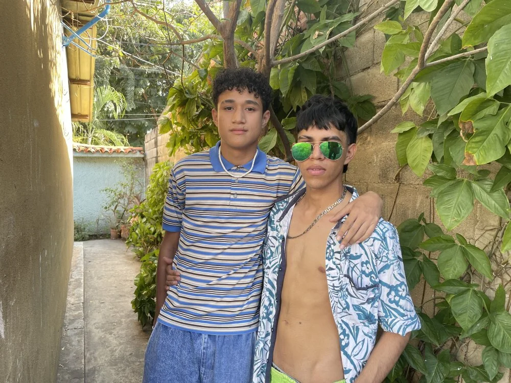 GoodLatinboys 现场XXX聊天