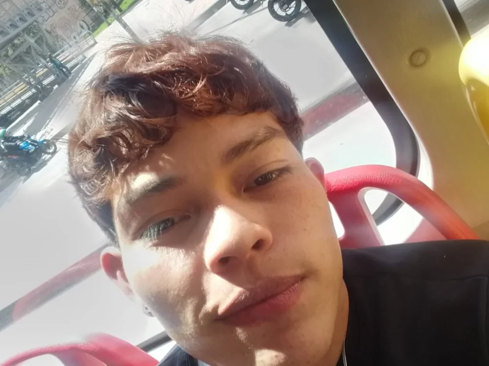 bros2026 Chat XXX offline