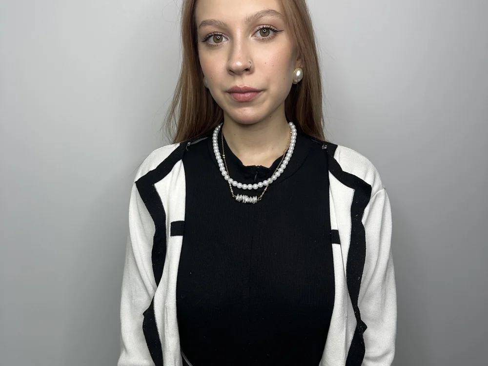 EsmeHammond offline chatrum