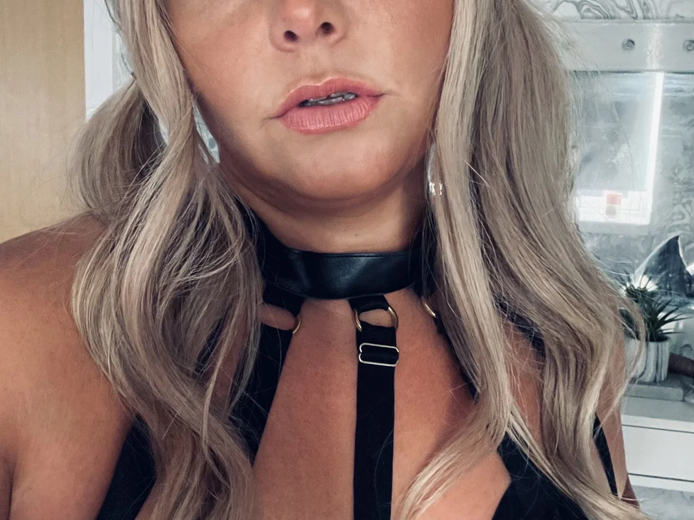 Lips_and_hips' Offline XXX Chat