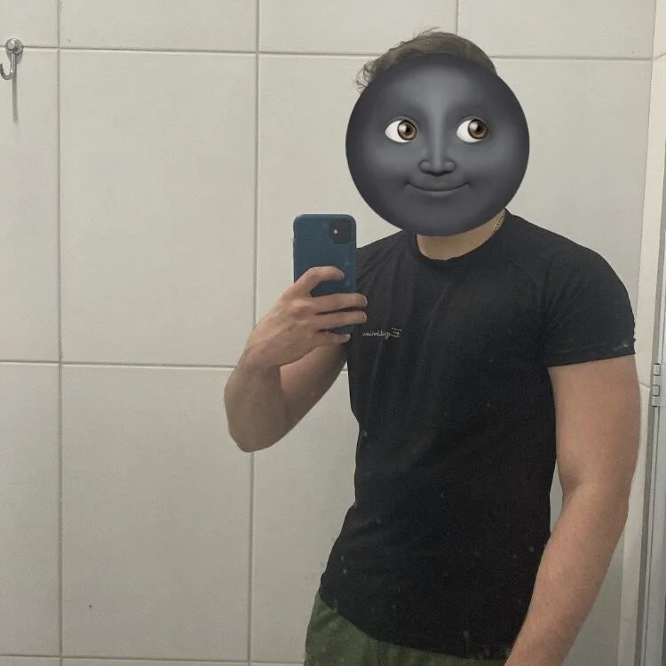 Tylerr2303's Offline XXX Chat