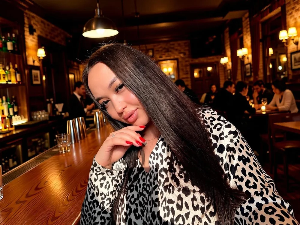 ShinyMoony cam model