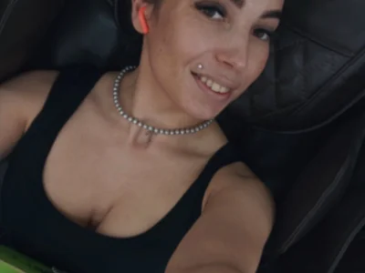 Image 1 of Conny_Shellie, female webcam model,  years old, on live webcam