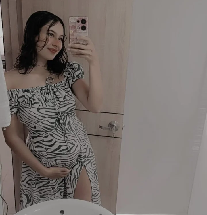 allysy_nc Offline XXX-chat