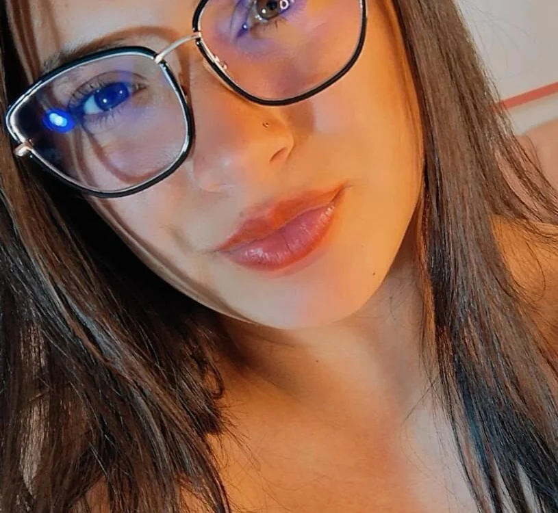 Offline chatovací místnost peyton_johnson_a_