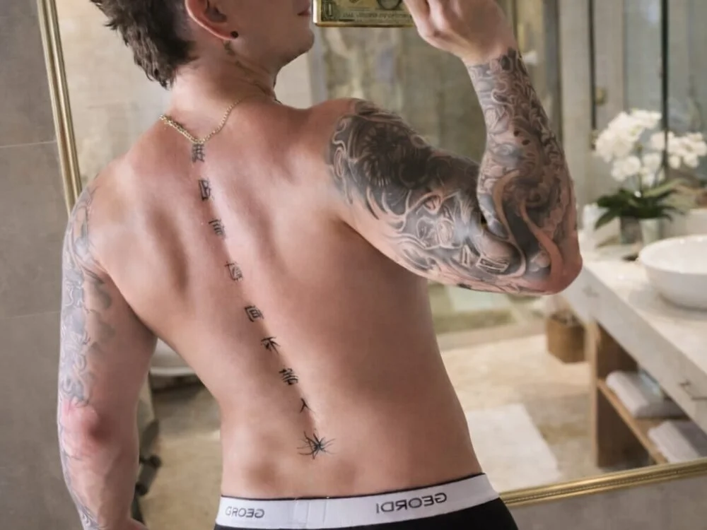 steventayler: офлайн-секс-чат