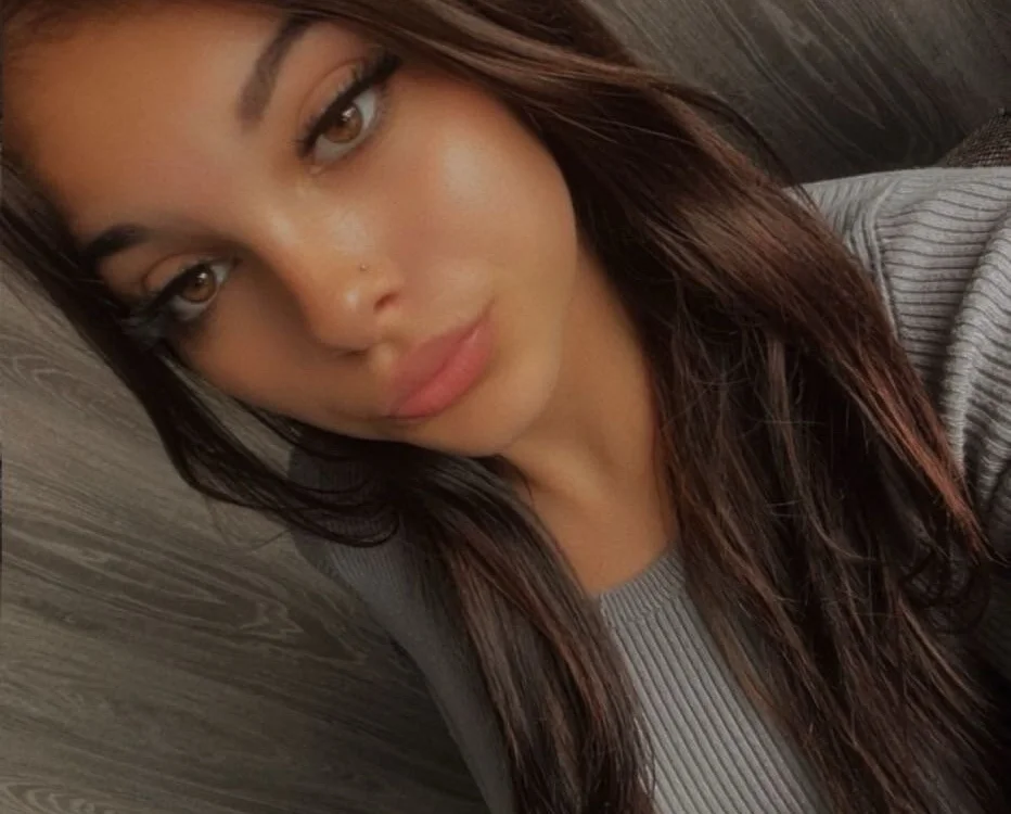 Gigi_Skye Offline XXX Chat