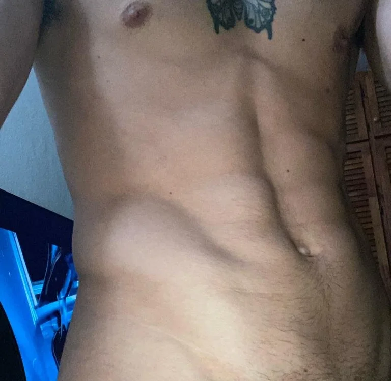 andres7077 Offline XXX Chat