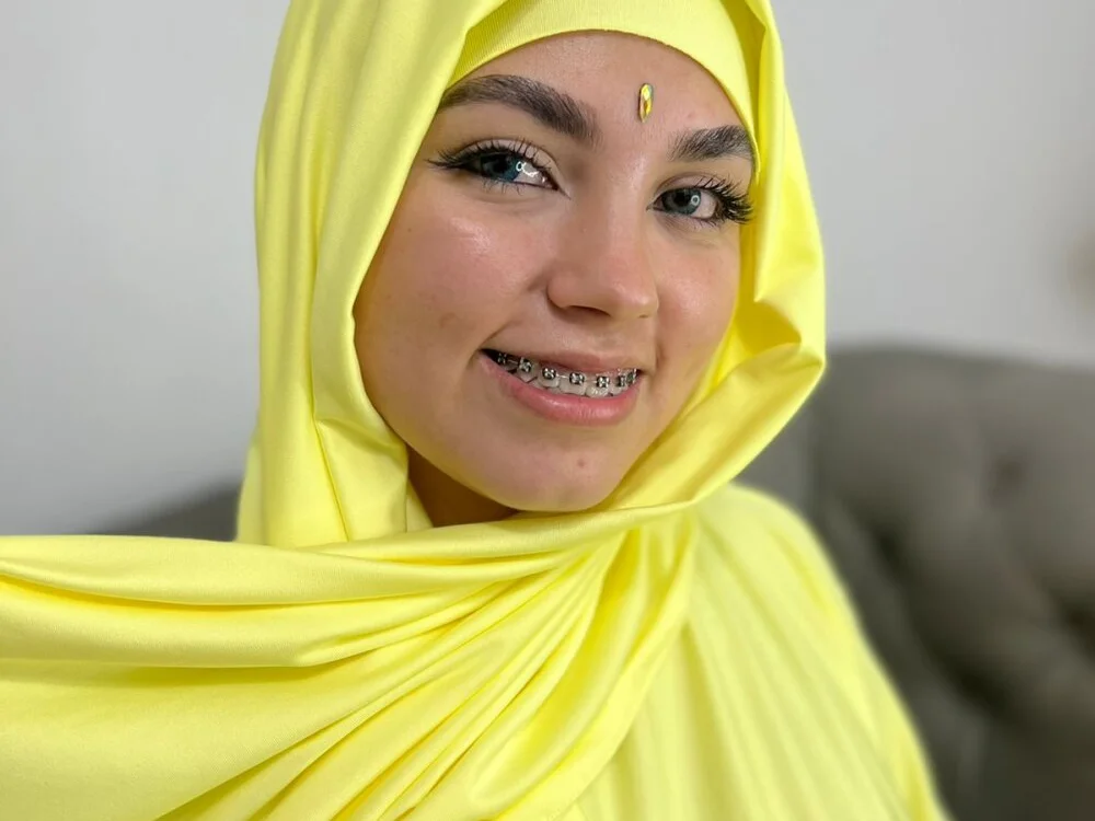 Bashira_Ahmad's Offline XXX Chat