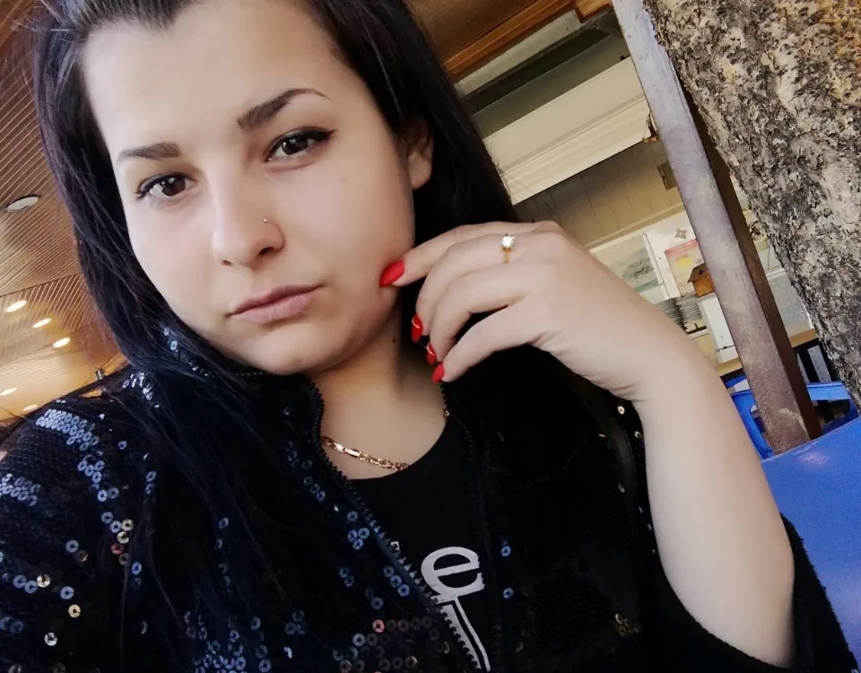 iren1988's Offline XXX Chat